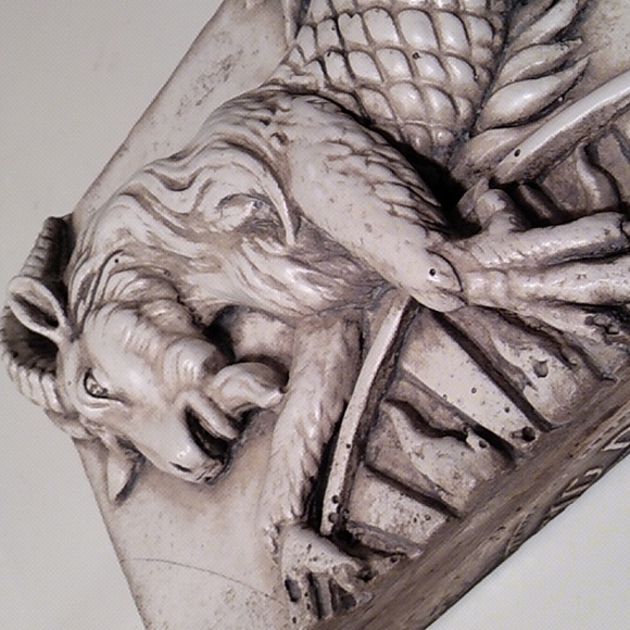 Sid Dickens Z-01 "Capricorn" Zodiac *Rare & Retired* - Picture 6 of 9